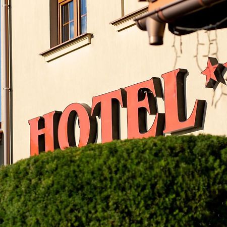 Hotel Lemoniada Lucmierz Dış mekan fotoğraf